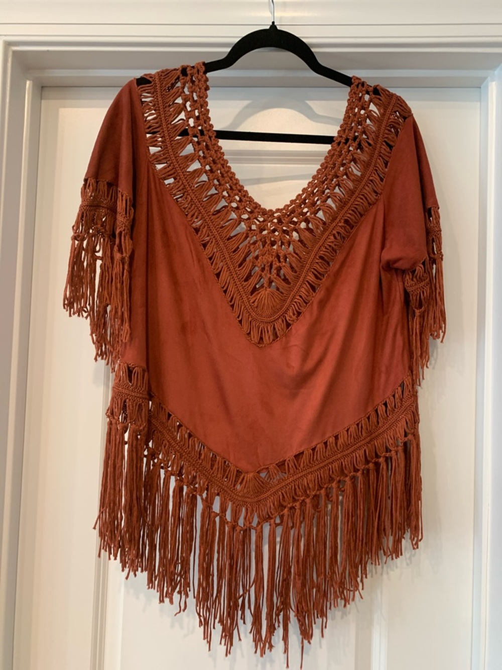 Daytrip Rust Fringe Crochet V-Neck Tunic Festivalwear top ultra suede S NWOT